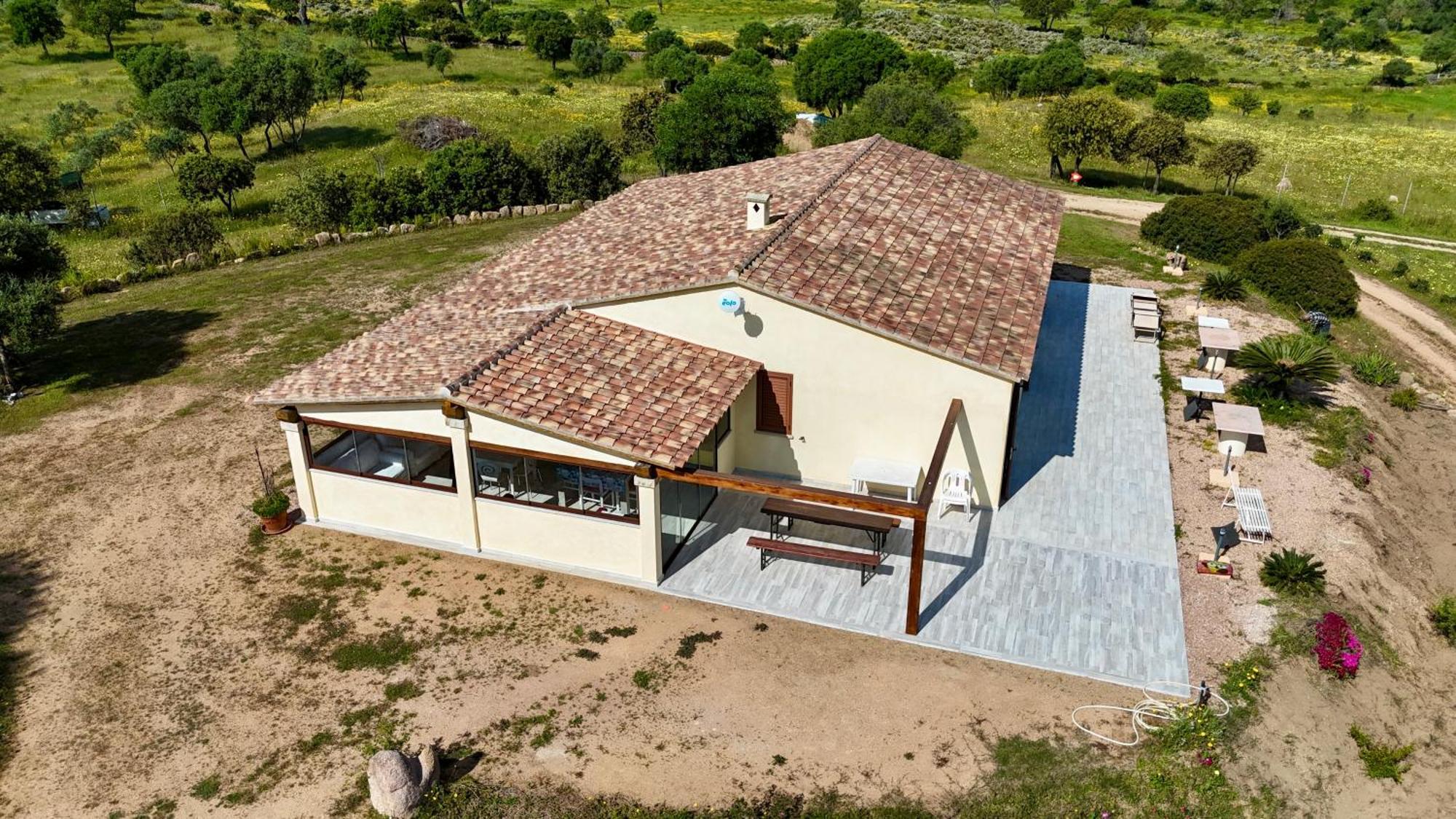 Molti Mari B&B Resort Olbia Exterior photo